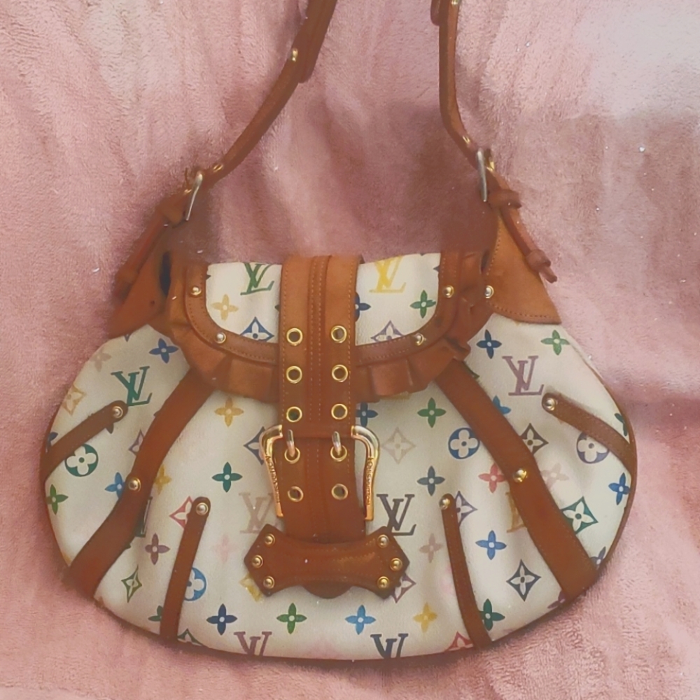 Limited Edition *RARE* LOUIS VUITTON🦄🦄
